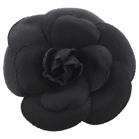 broche camélia chanel tissu